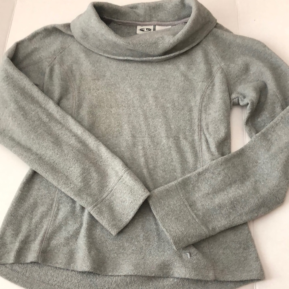 Girls/Teen Athletic Works long sleeve pullover-S